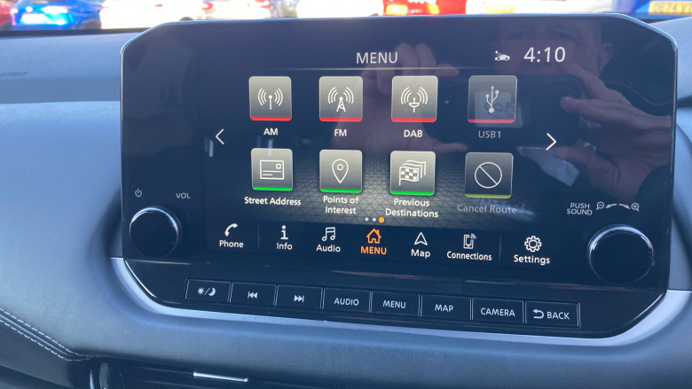 Nissan Qashqai 1.3 DiG-T MH N-Connecta 5dr Petrol Hatchback